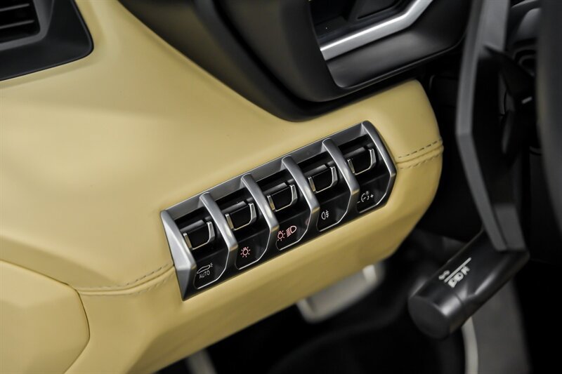 Used 2014 Lamborghini Aventador LP 700-4 AWD/4WD image 25