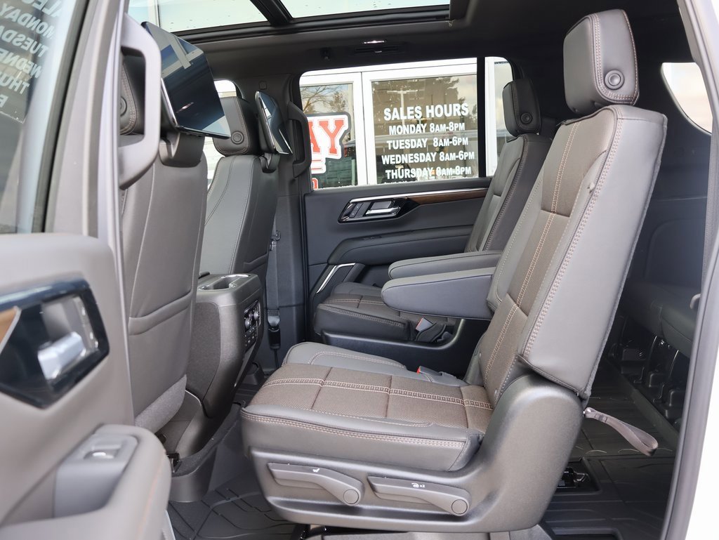 New 2026 Chevrolet Suburban High Country image 29