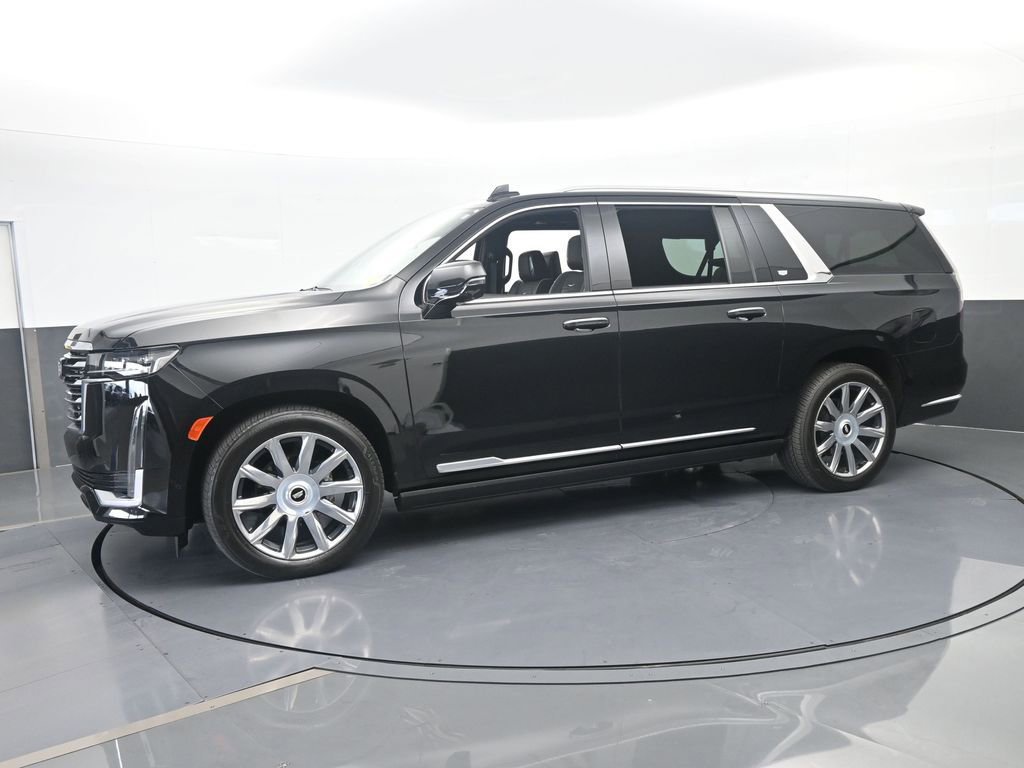 Used 2024 Cadillac Escalade ESV Premium Luxury Platinum AWD/4WD image 2