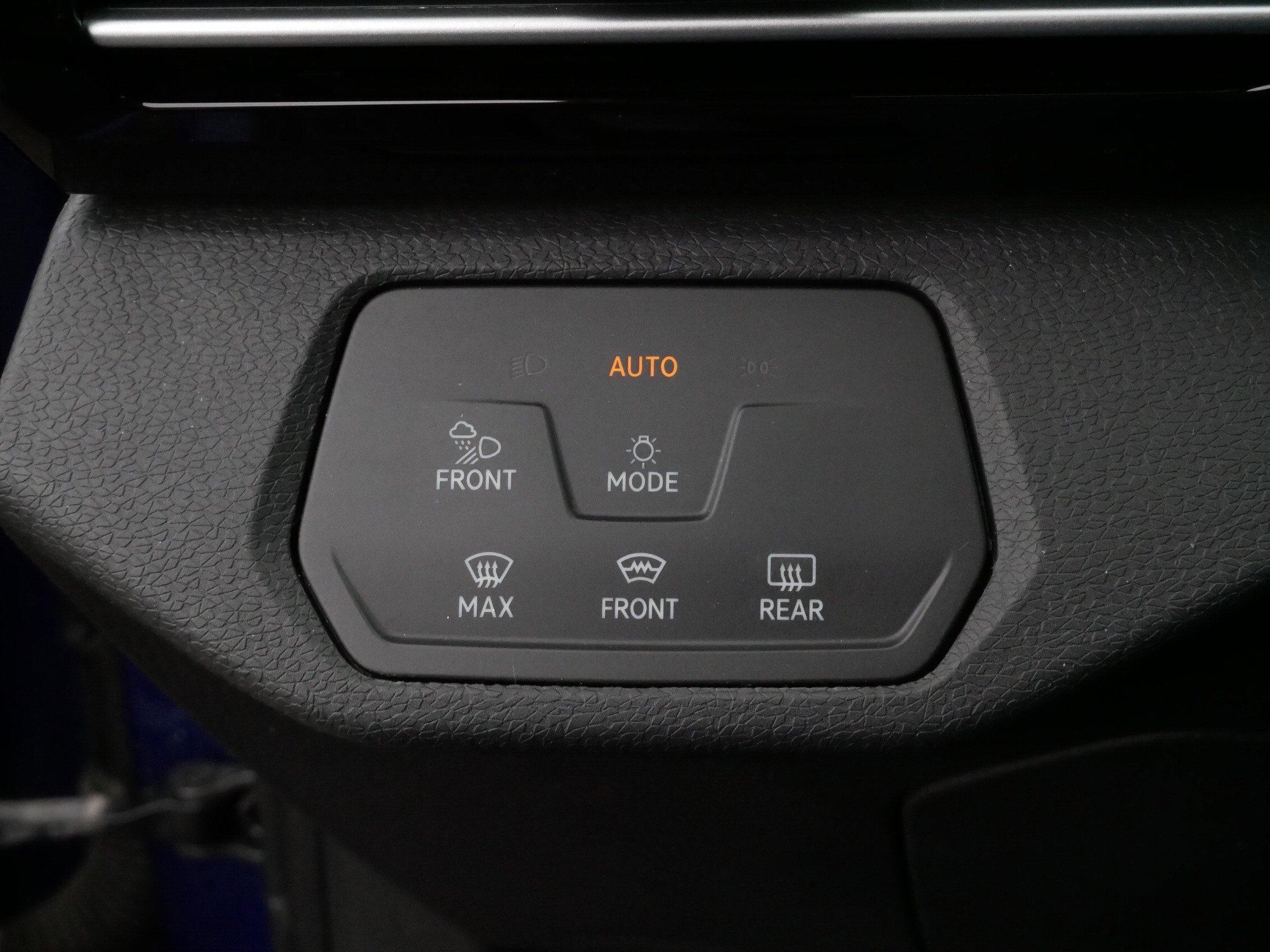 Certified 2022 Volkswagen ID.4 Pro S image 26