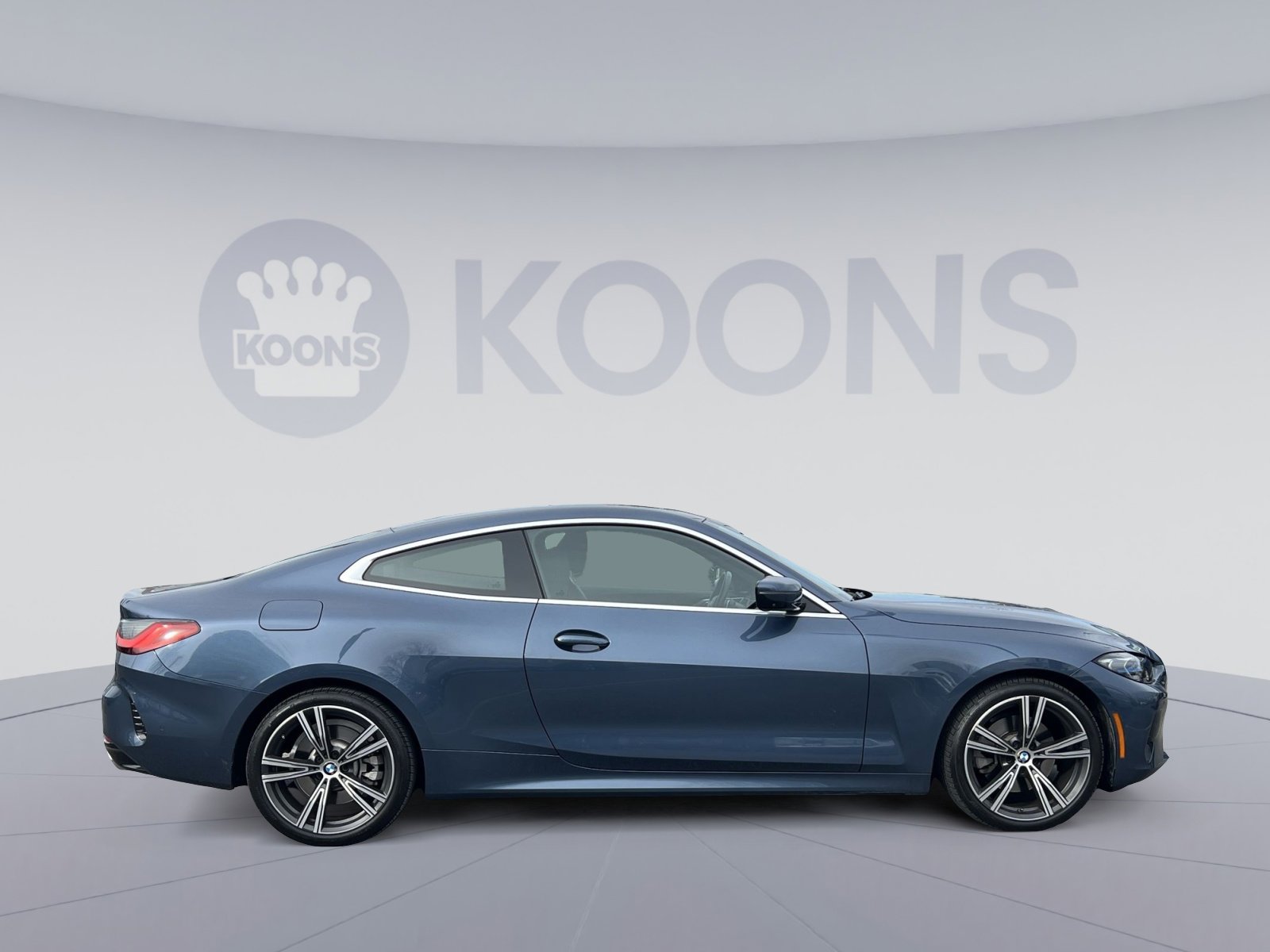 Used 2024 BMW 430i xDrive Coupe w/ Premium Package image 8