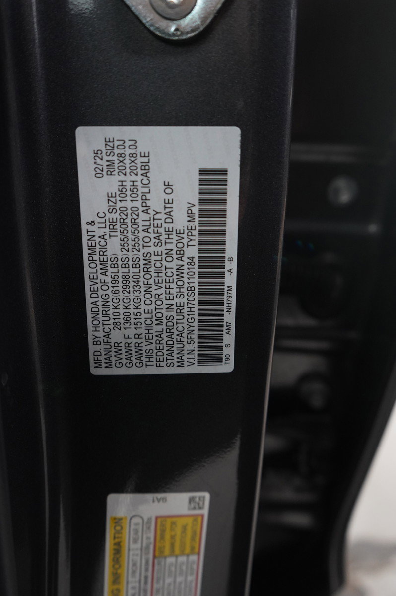 Used 2025 Honda Pilot Touring image 24