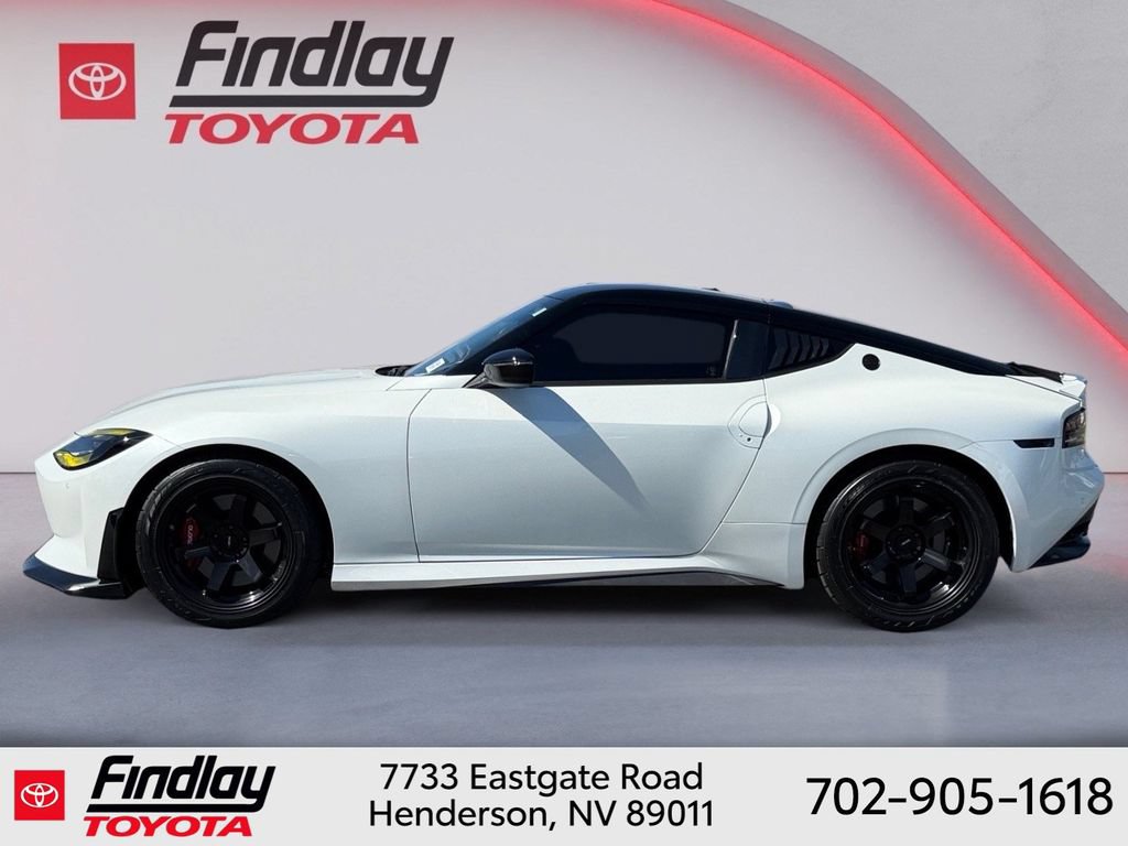 Used 2024 Nissan Z Performance w/ Floor Mat Package RWD image 10