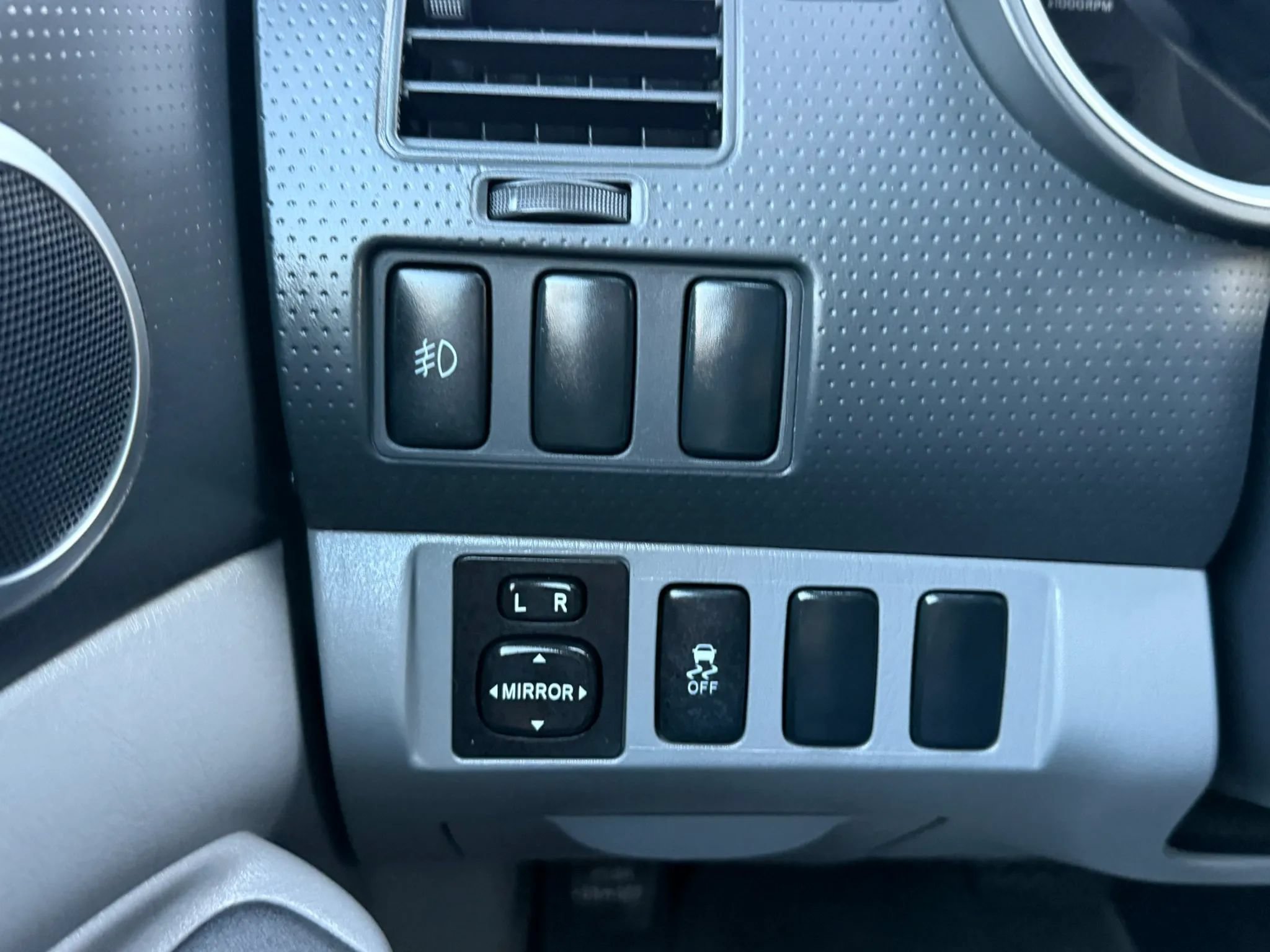 Used 2012 Toyota Tacoma PreRunner w/ SR5 Pkg RWD image 24