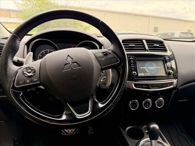 Used 2016 Mitsubishi Outlander Sport SEL AWD/4WD image 3