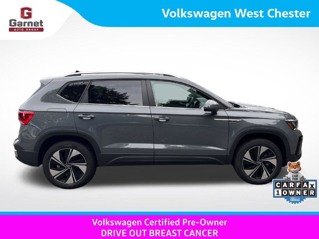 Used 2023 Volkswagen Taos SE w/ Panoramic Sunroof Package AWD/4WD image 7