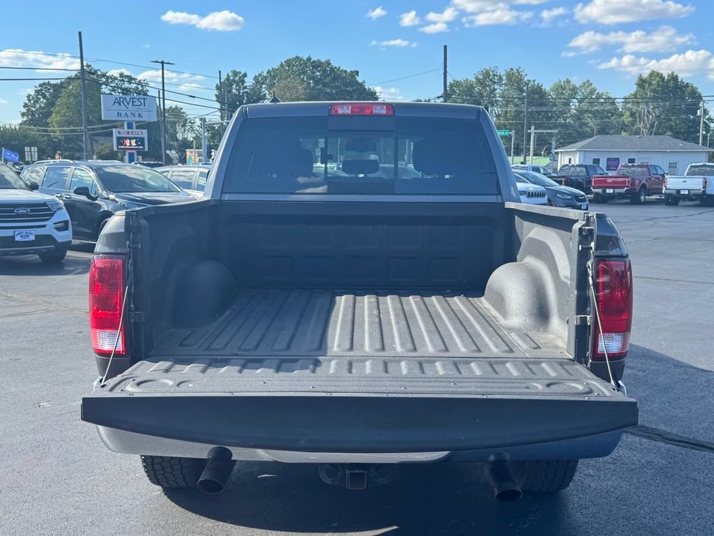 Used 2019 RAM 1500 Classic SLT w/ Luxury Group AWD/4WD image 25