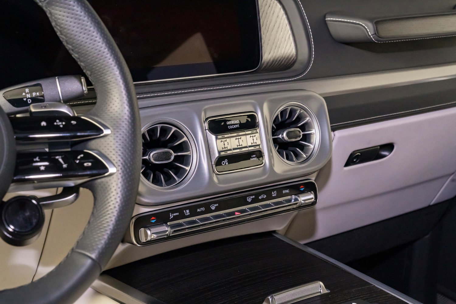 Used 2025 Mercedes-Benz G 63 AMG 4MATIC image 20