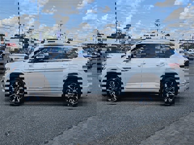 New 2026 Volkswagen Atlas SEL Premium R-Line image 4