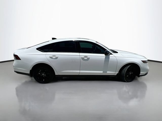 Used 2025 Honda Accord SE image 9