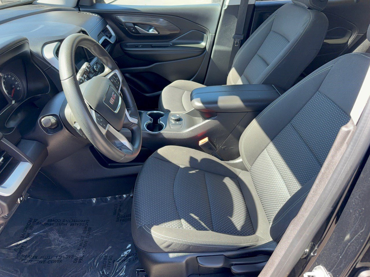 Used 2024 GMC Terrain SLE FWD image 5