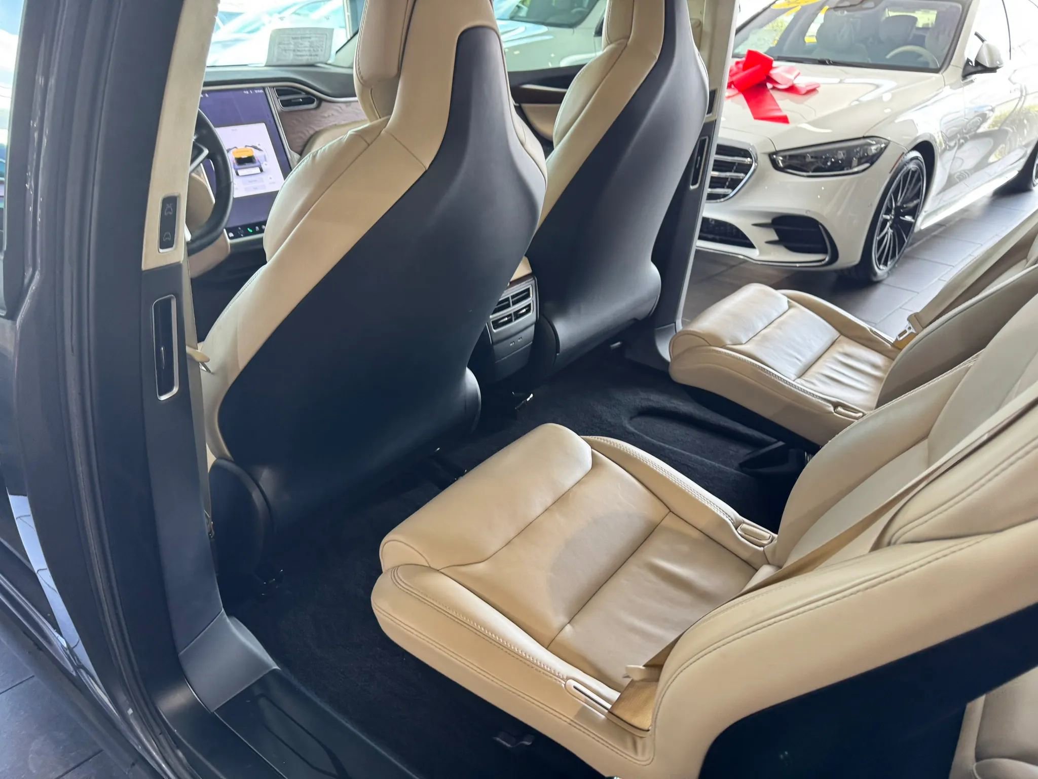 Used 2017 Tesla Model X 90D image 20