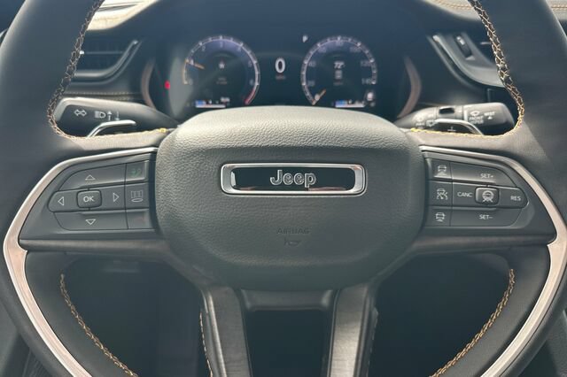 New 2026 Jeep Grand Cherokee L Limited AWD/4WD image 21