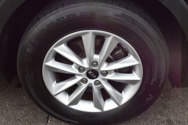 Used 2019 Kia Sorento L FWD image 42