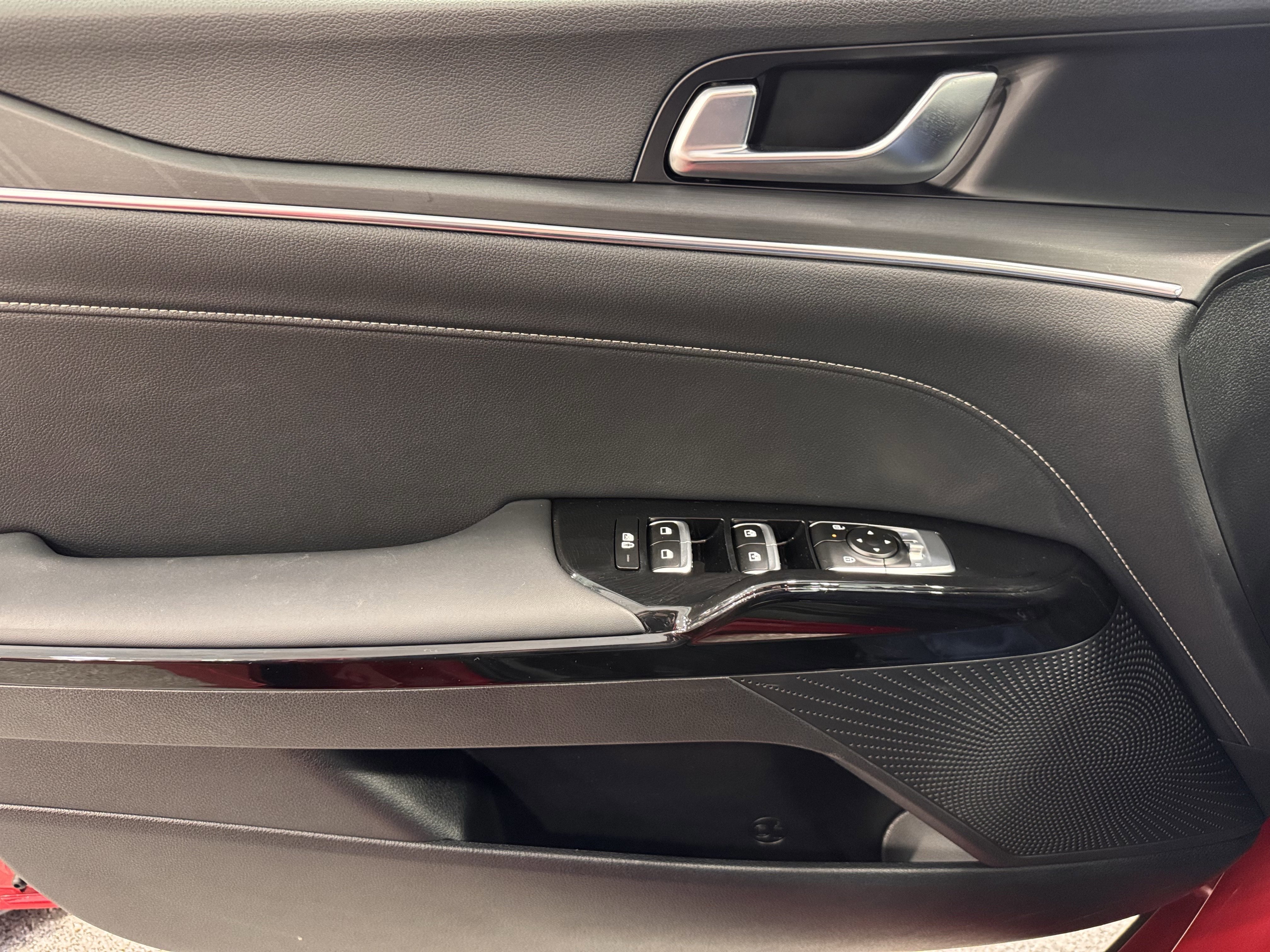 Certified 2025 Kia K5 GT-Line image 21