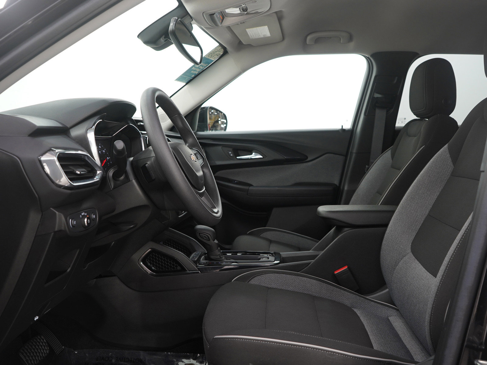 Used 2022 Chevrolet TrailBlazer LT w/ Convenience Package AWD/4WD image 18
