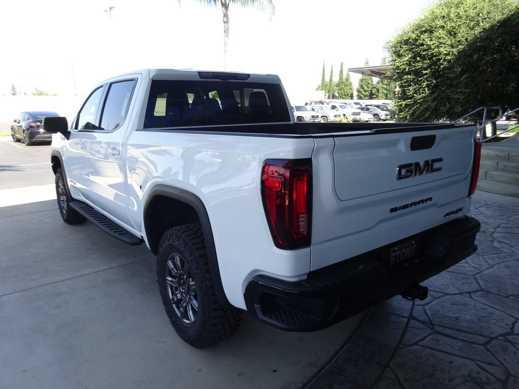 New 2026 GMC Sierra 1500 AT4X w/ LPO, Black Badging Package AWD/4WD image 5