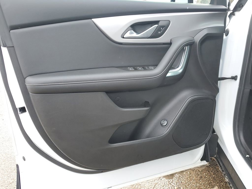 Certified 2023 Chevrolet Blazer LT w/ Convenience Package AWD/4WD image 23