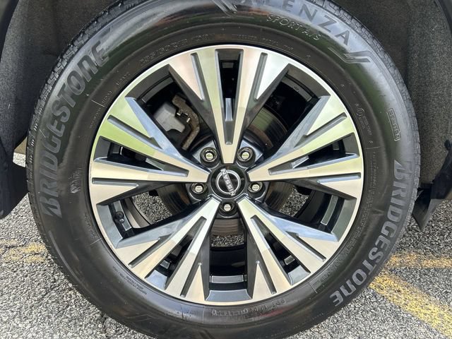 Certified 2023 Nissan Rogue SV w/ SV Premium B Package AWD/4WD image 12