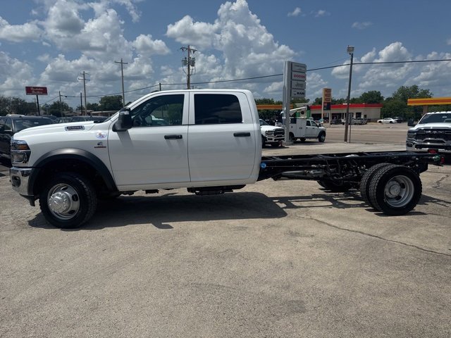 New 2025 RAM 5500 Tradesman image 3