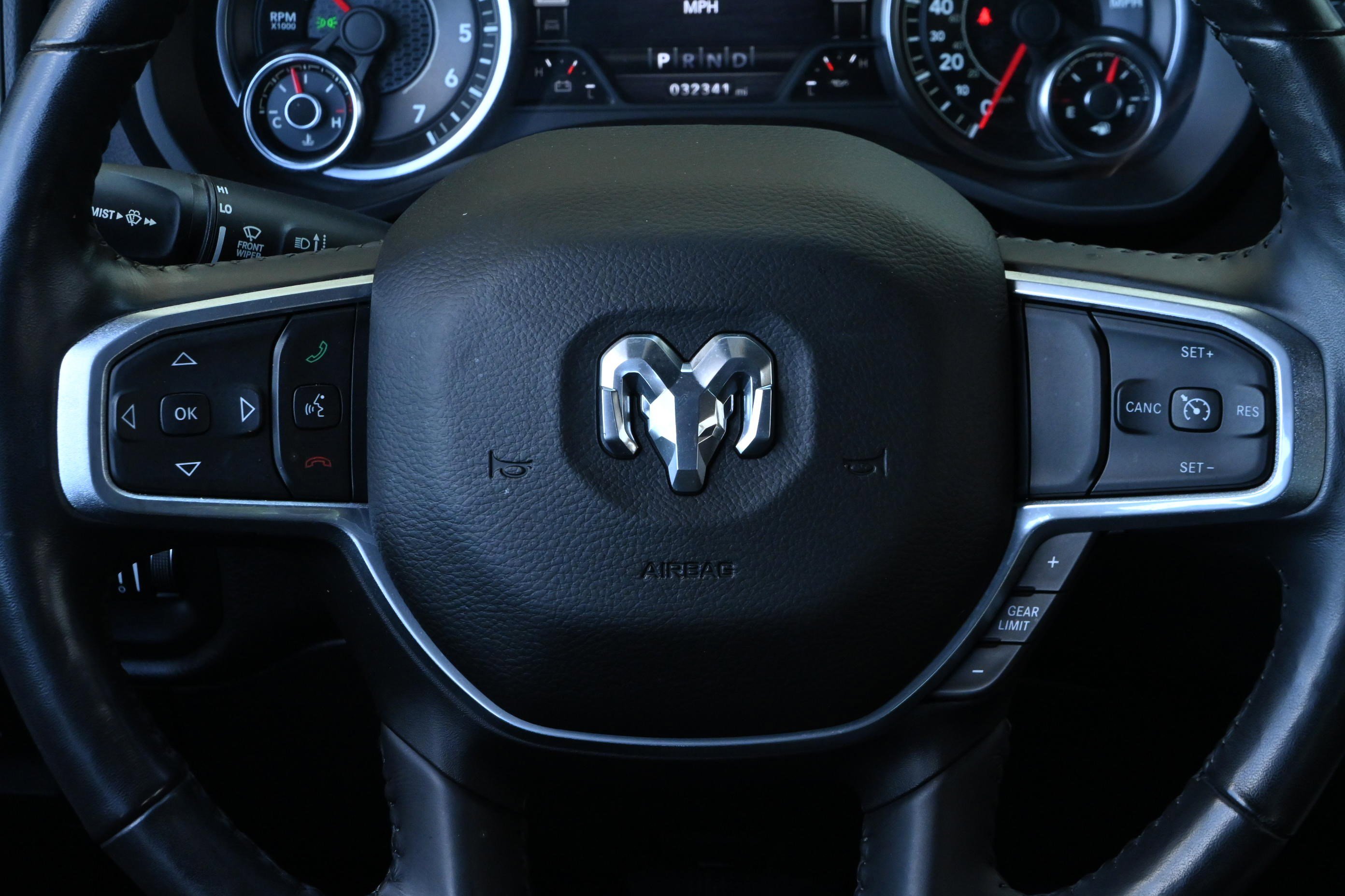 Used 2020 RAM 1500 Laramie AWD/4WD image 31