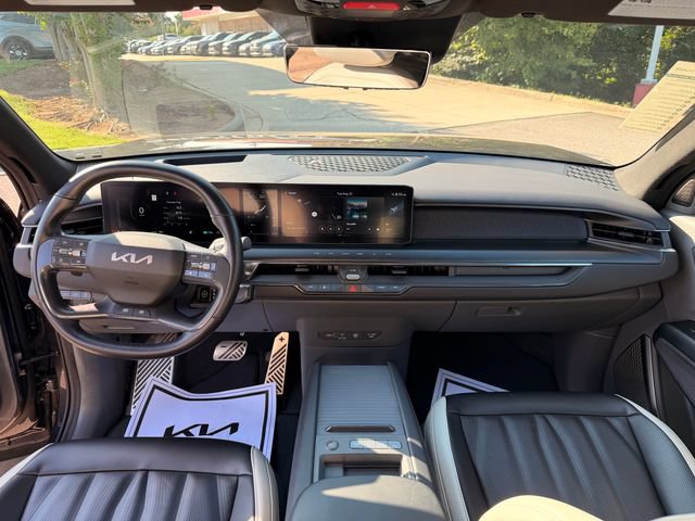Certified 2024 Kia EV9 GT-Line AWD/4WD image 15