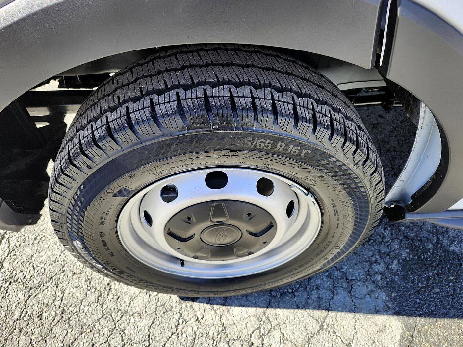 New 2024 Ford Transit 350 148 High Roof Extended image 18