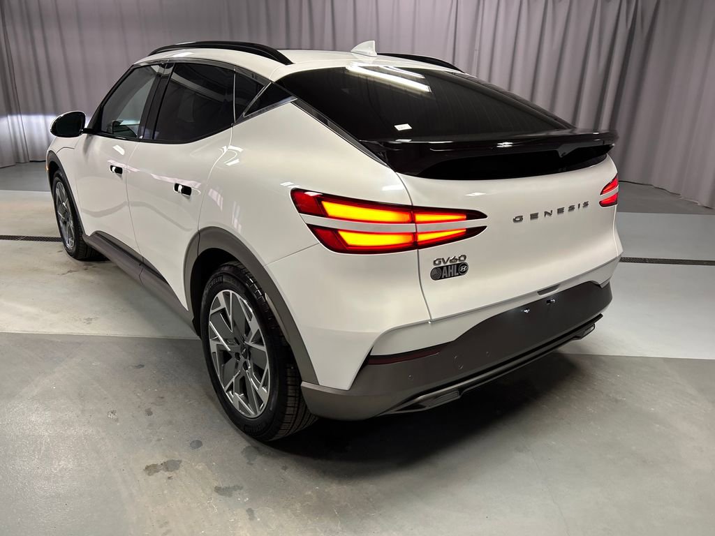 Used 2025 Genesis GV60 RWD image 5