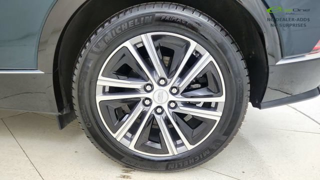 Used 2025 Cadillac Lyriq Luxury w/ LPO, Floor Liner Package RWD image 59