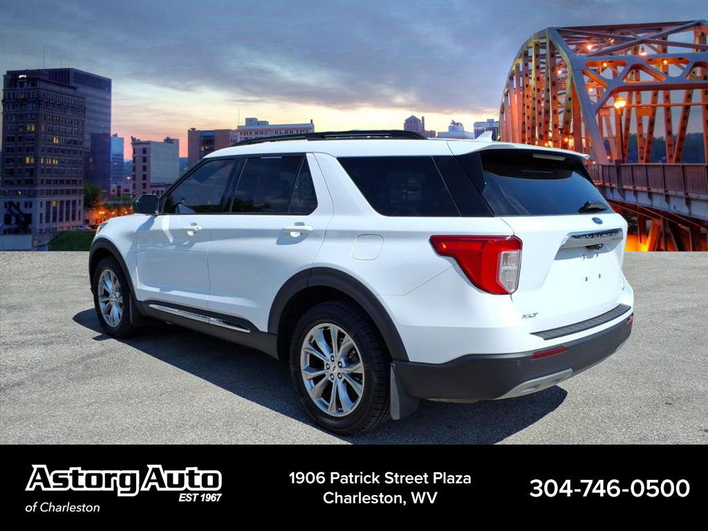 Used 2020 Ford Explorer XLT w/ Equipment Group 202A AWD/4WD image 5