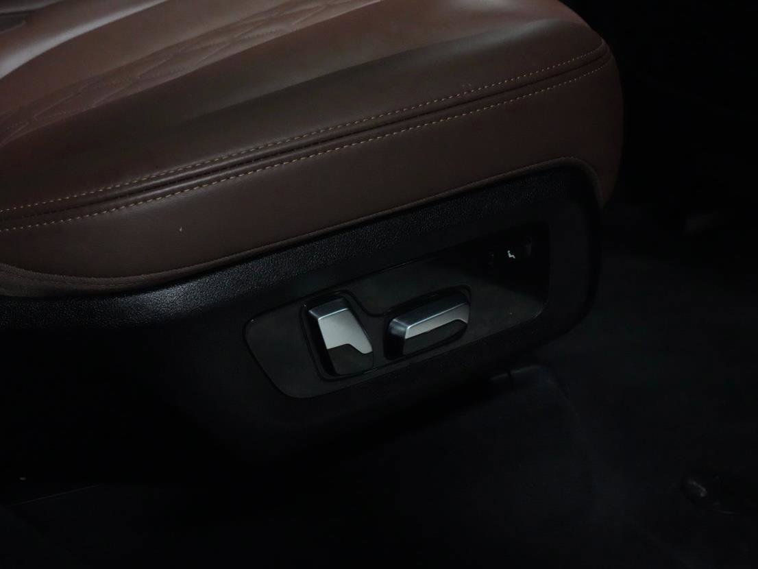 Certified 2023 BMW X7 M60i w/ Executive Package image 10