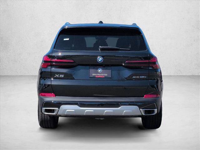 New 2026 BMW X5 xDrive50e image 8