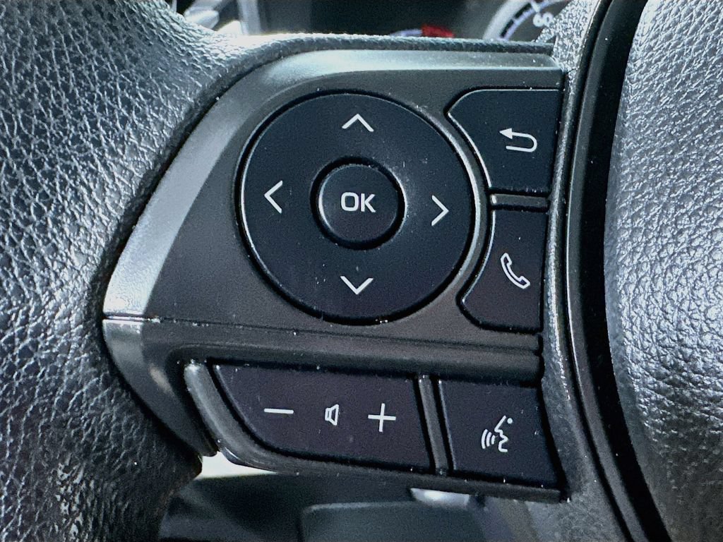 Used 2022 Toyota Corolla Cross L FWD image 21