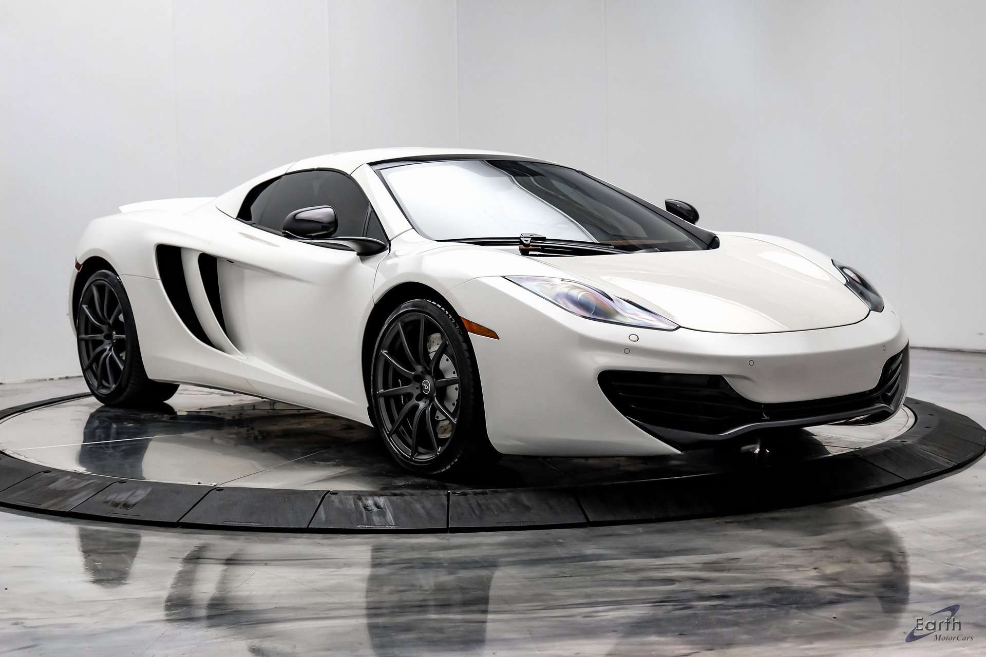 Used 2013 McLaren MP4-12C Spider image 30