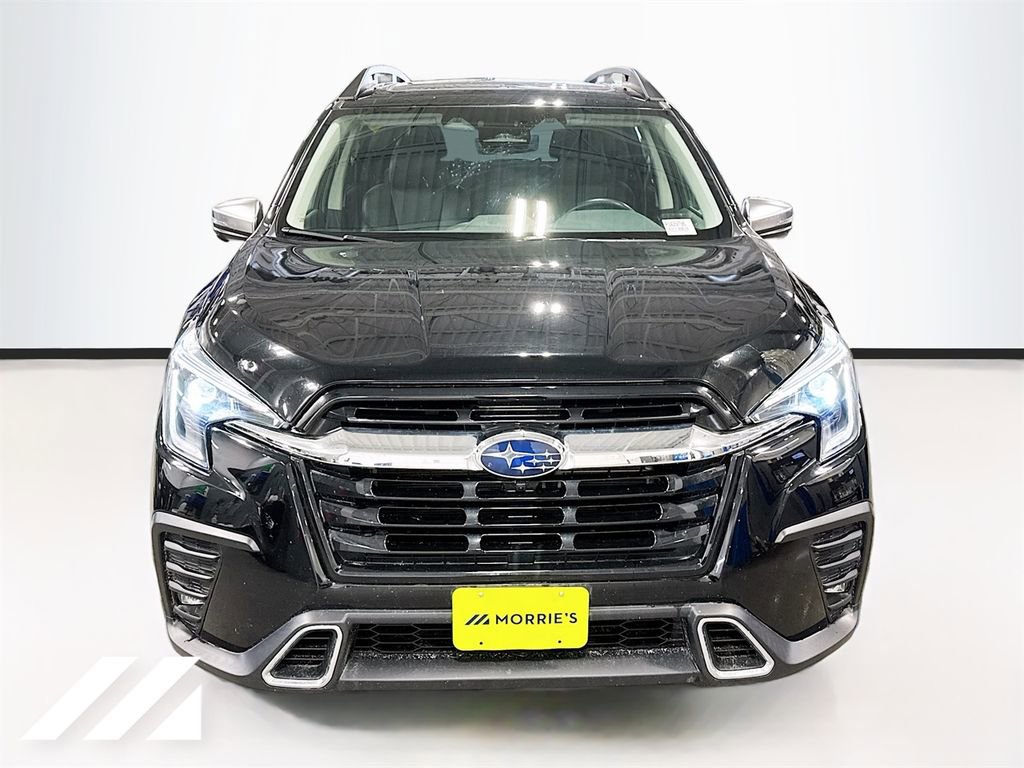Used 2023 Subaru Ascent Touring AWD/4WD image 2