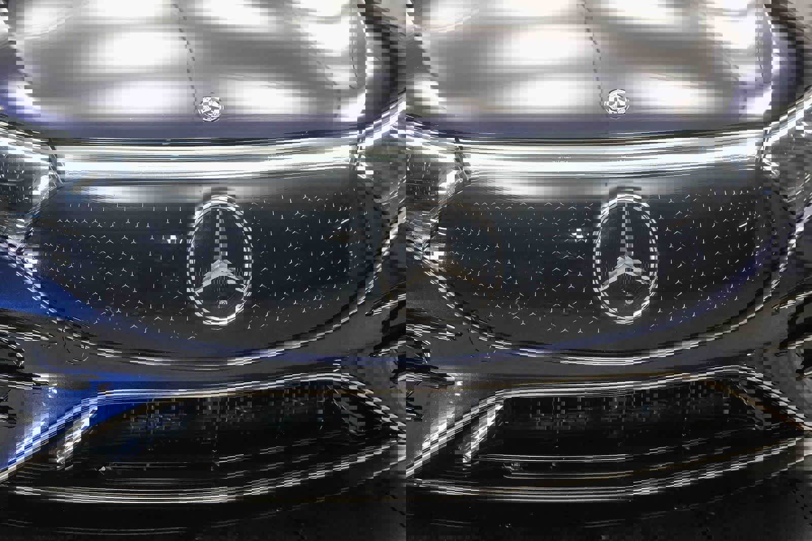 Certified 2023 Mercedes-Benz EQS 580 4MATIC Sedan image 3