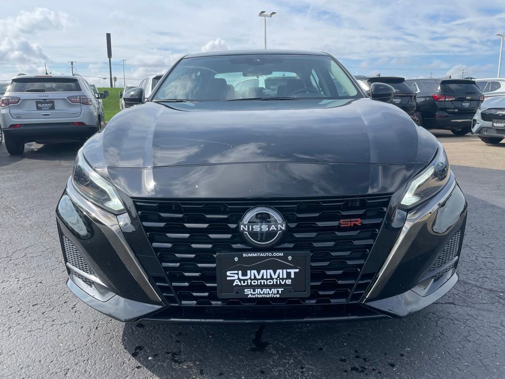 Used 2024 Nissan Altima 2.5 SR FWD image 24