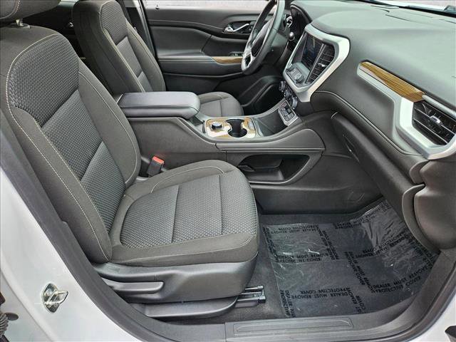 Used 2023 GMC Acadia SLE image 26