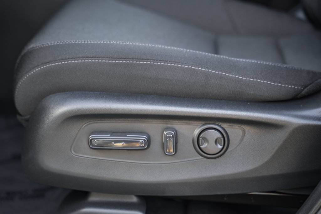 Certified 2026 Honda CR-V EX image 33