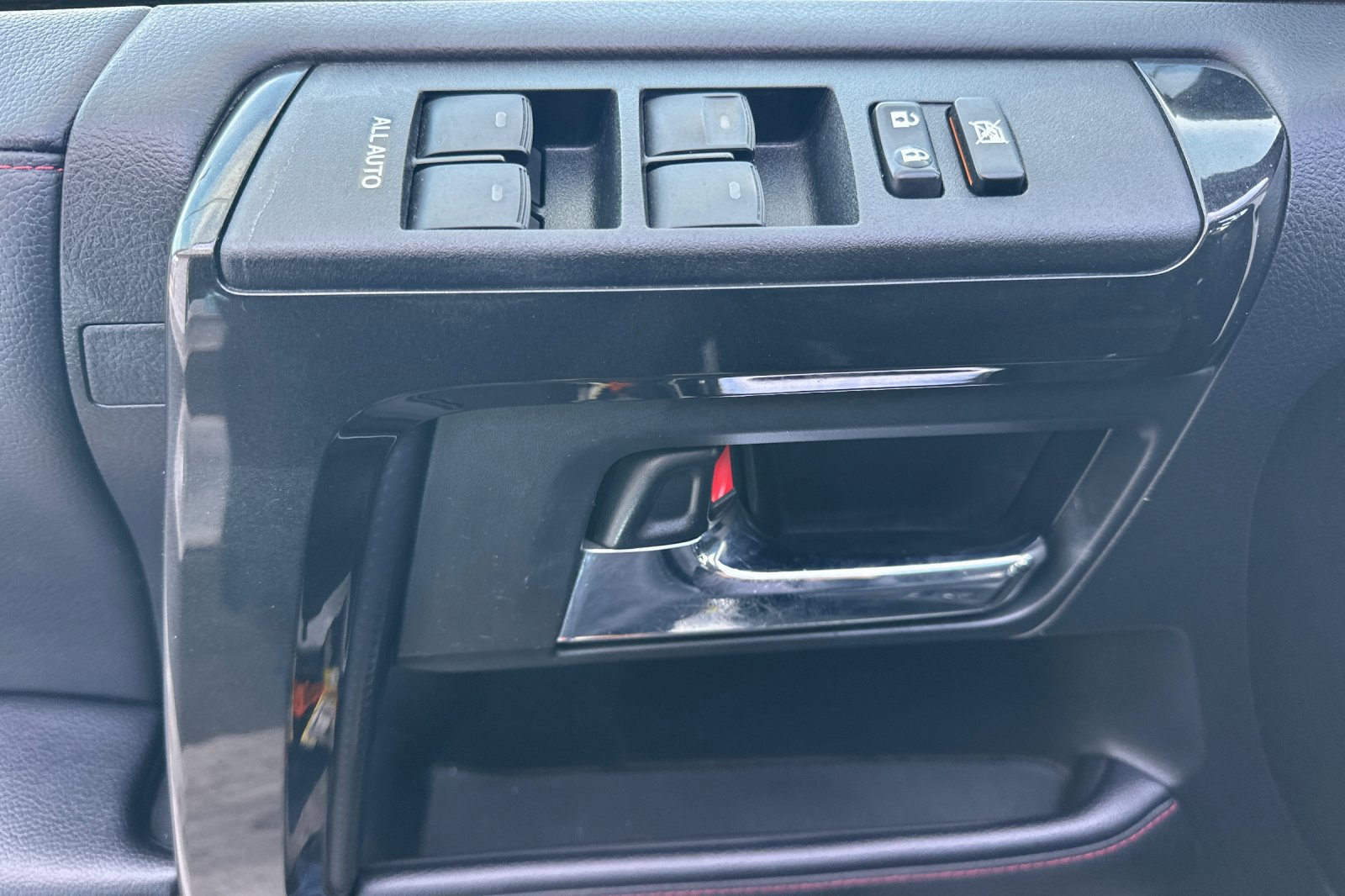 Certified 2022 Toyota 4Runner TRD Off-Road Premium image 11