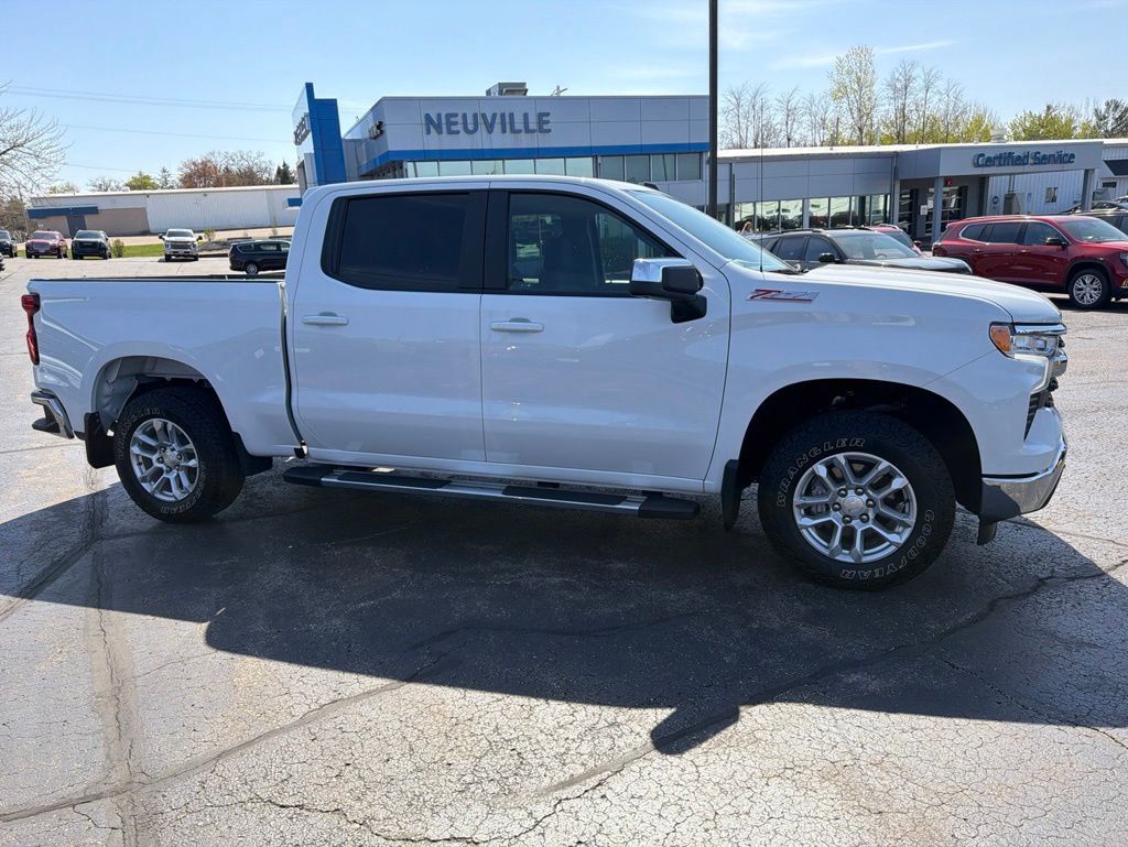 Certified 2023 Chevrolet Silverado 1500 LT w/ Z71 Off-Road Package AWD/4WD image 2