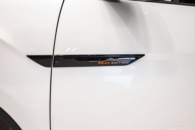Used 2024 Volkswagen Atlas Peak Edition SEL AWD/4WD image 6