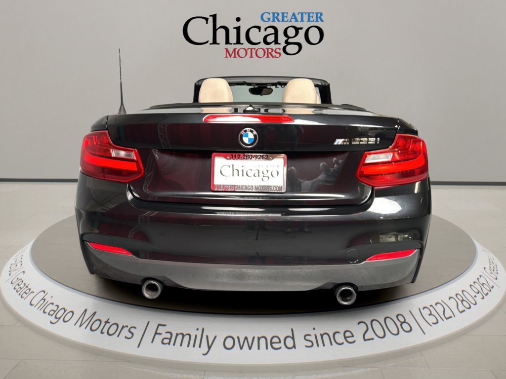 Used 2016 BMW M235i Convertible image 4