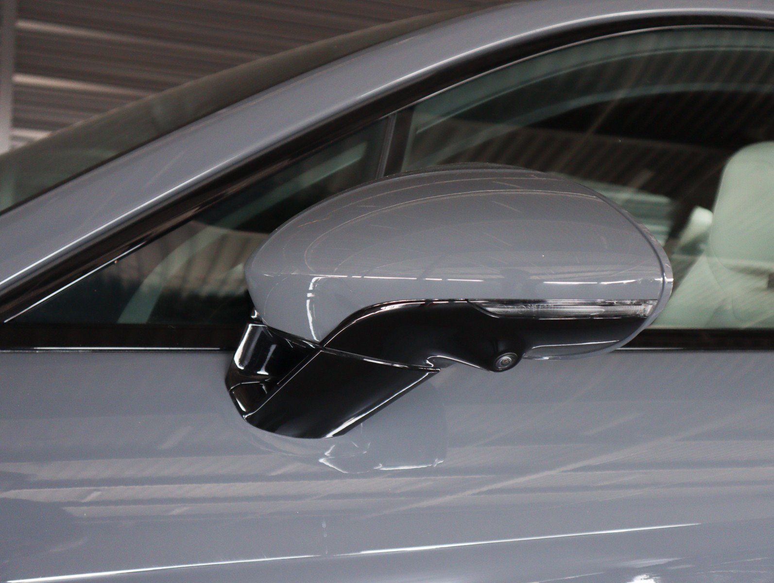 Used 2026 Porsche Panamera image 32