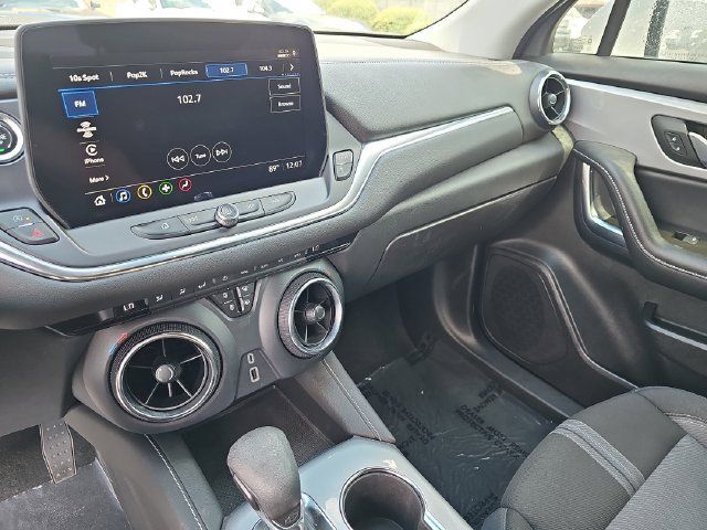 Used 2023 Chevrolet Blazer LT FWD image 23