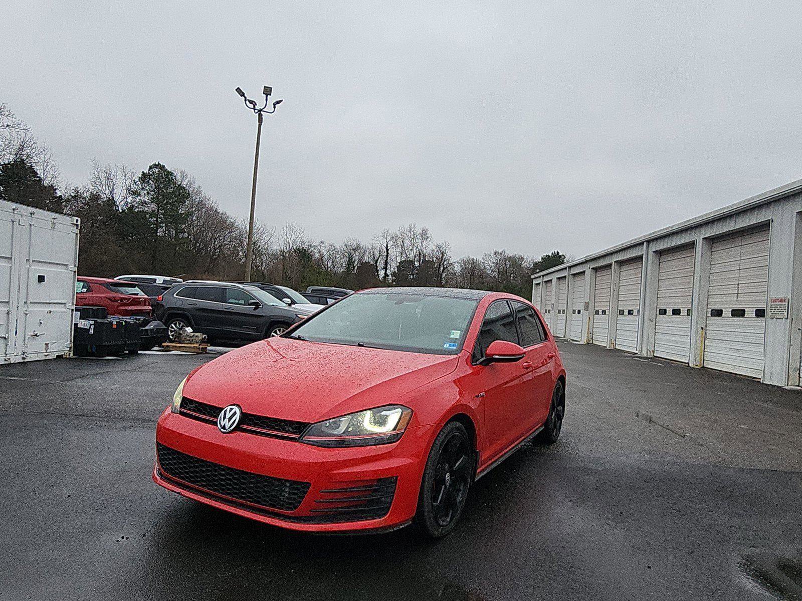 Used 2015 Volkswagen GTI SE w/ Lighting Package (SEL) image 1
