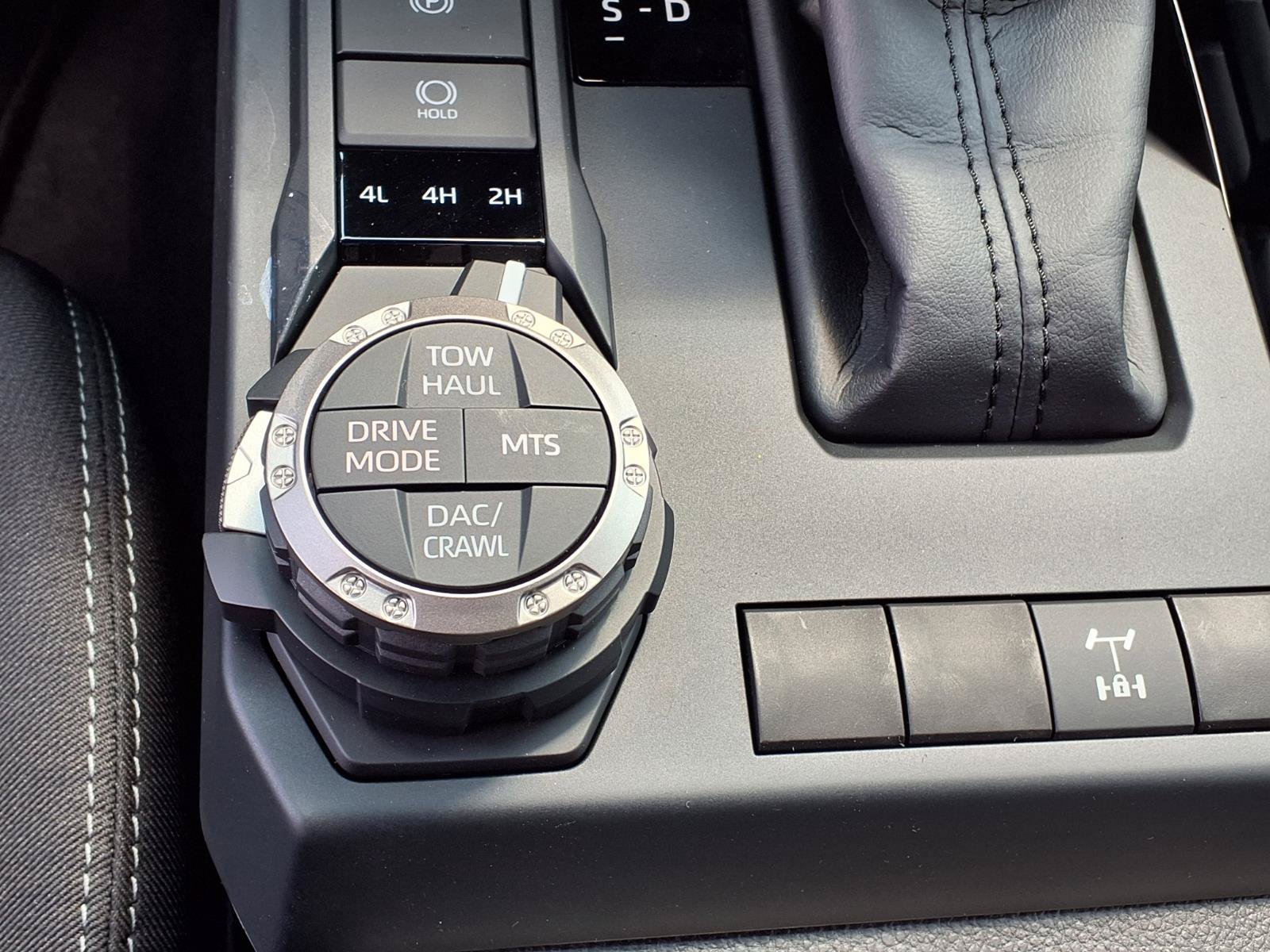 New 2026 Toyota Tacoma TRD Off-Road AWD/4WD image 11