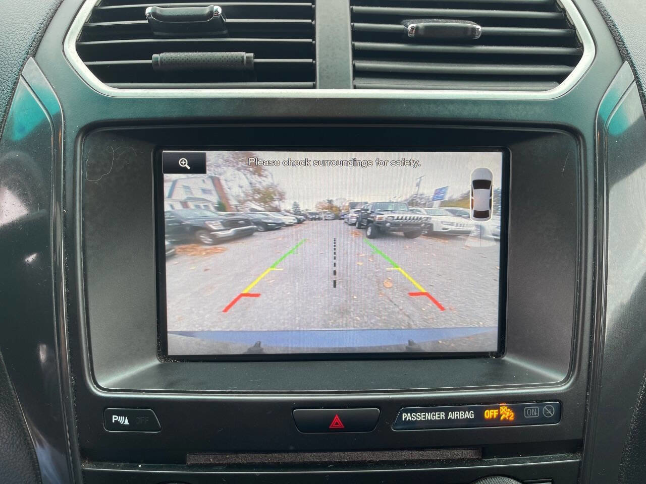 Used 2016 Ford Explorer XLT w/ Equipment Group 202A image 17