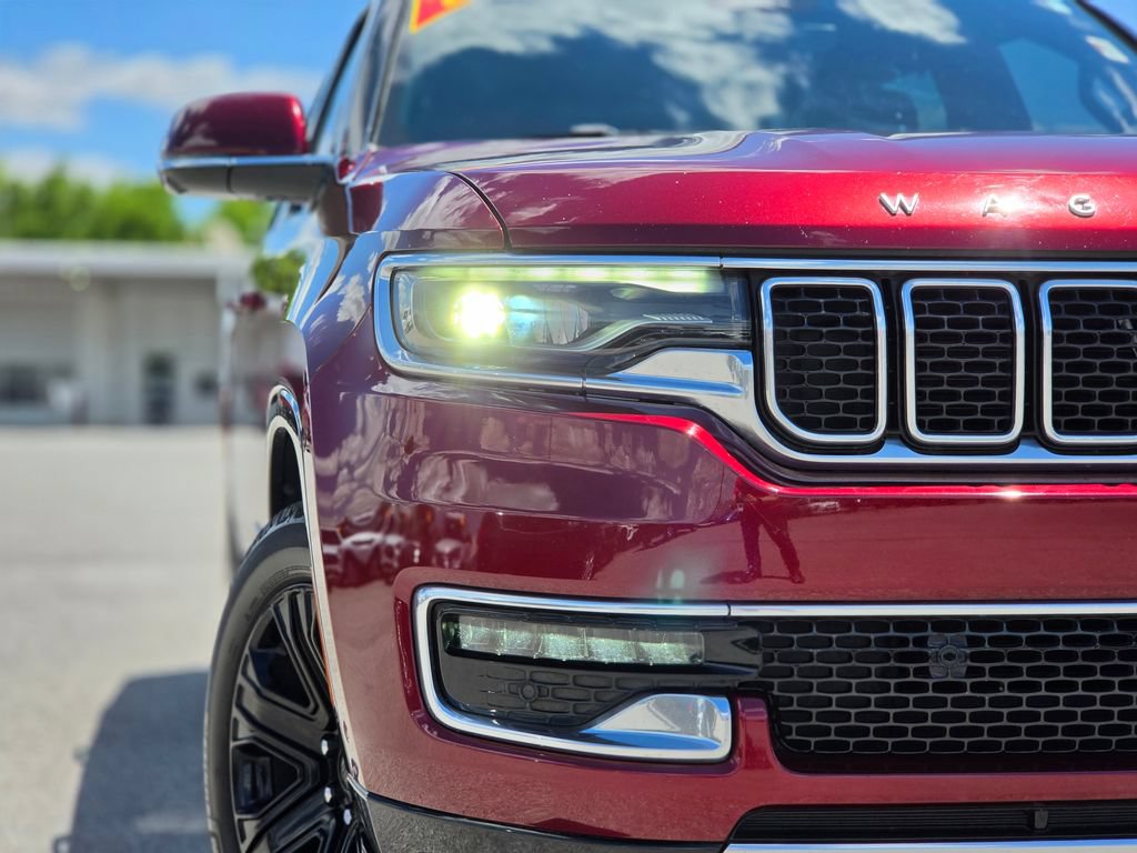 Certified 2022 Jeep Wagoneer Series III w/ Convenience Group I AWD/4WD image 9