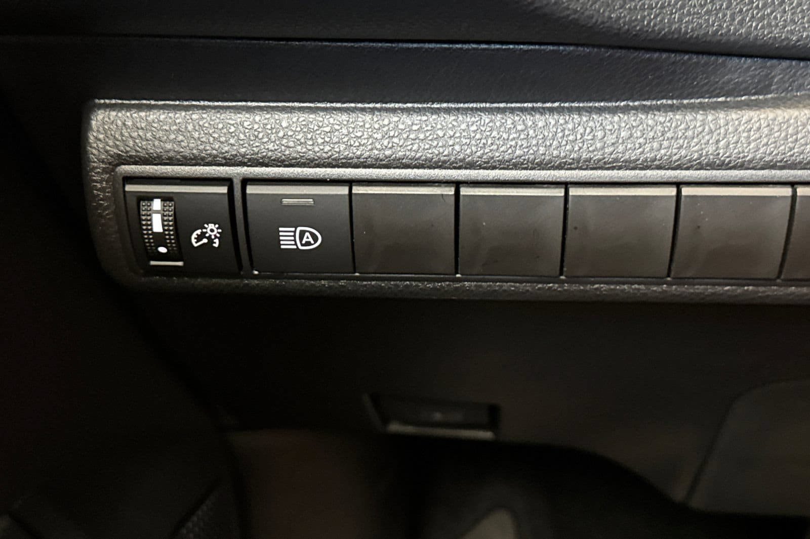 New 2026 Toyota Corolla XSE FWD image 28